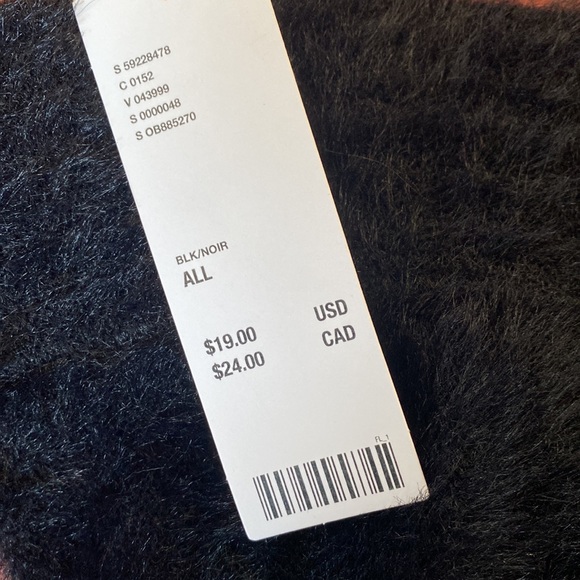 Black fuzzy bucket hat - Picture 2 of 2